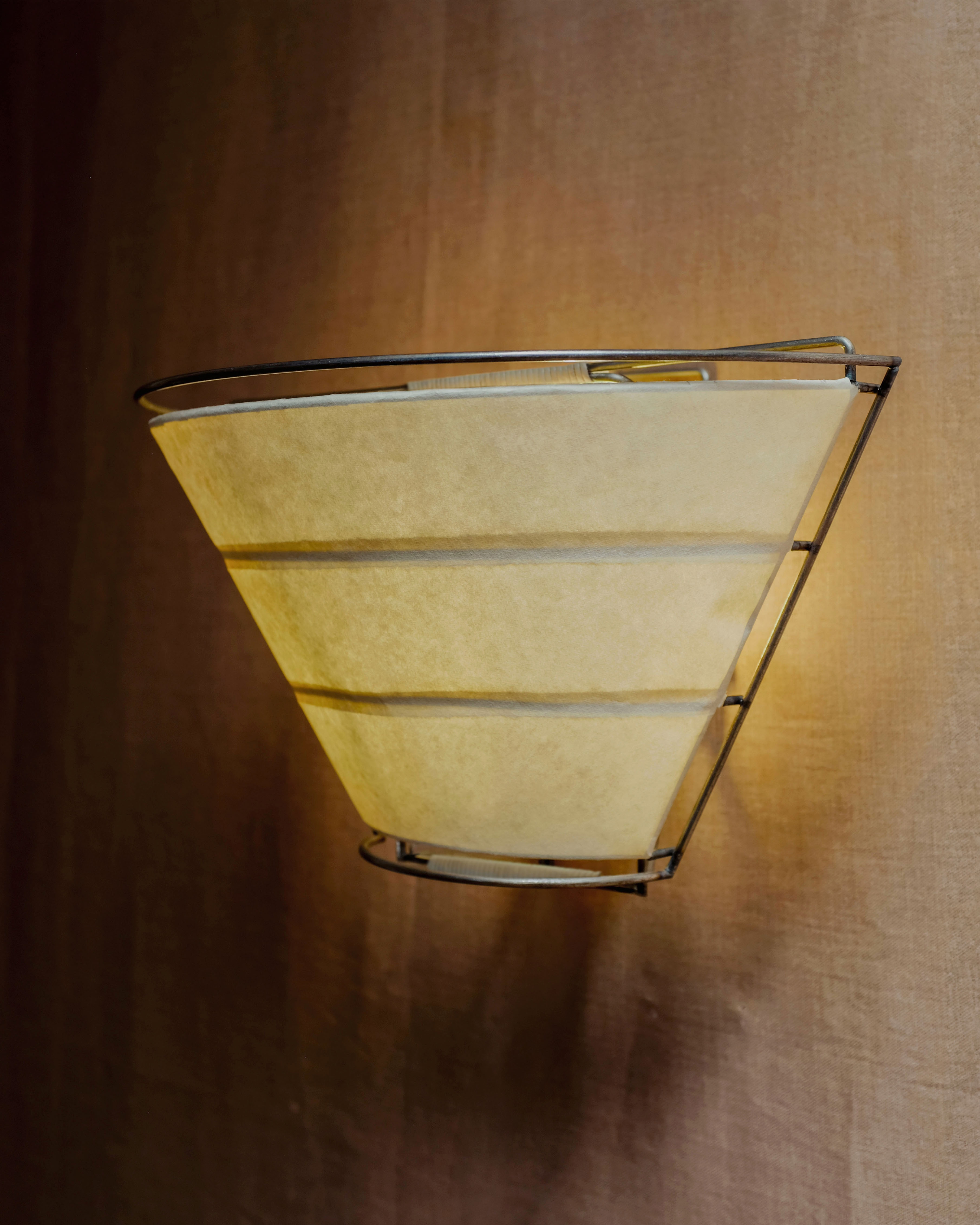 WING WALL SCONCE (lit version)